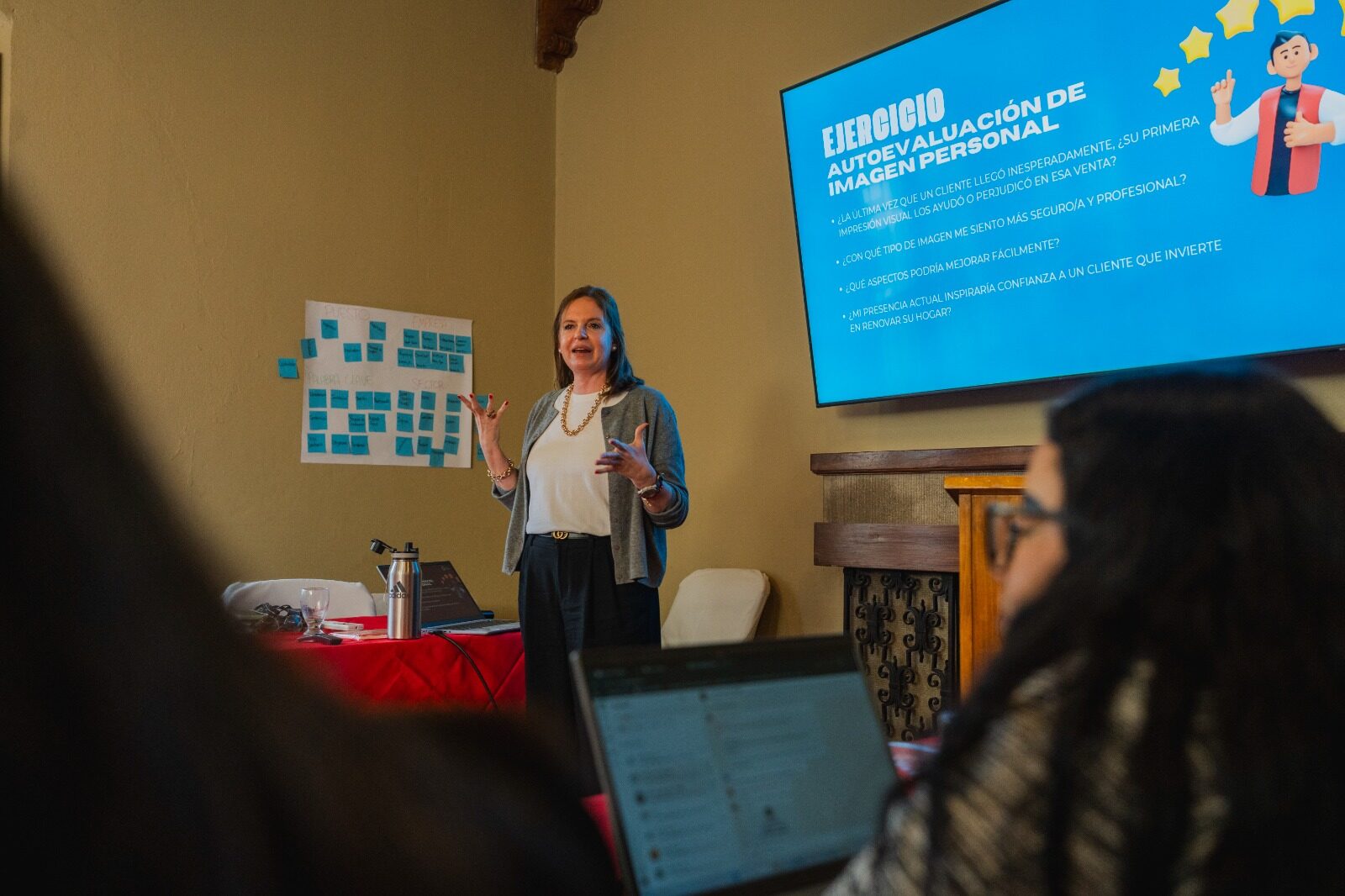 Rebeca Orellana: Taller de Imagen Personal y Comunicación